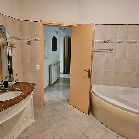 Des Fleurs ביגוגליה