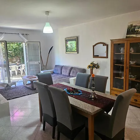 Semesterbostad Des Fleurs *