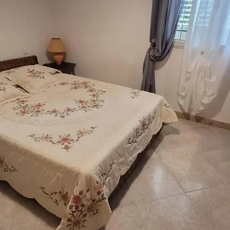Des Fleurs Vakantiehuis *