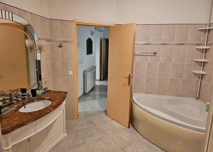 Des Fleurs Biguglia (Corsica)